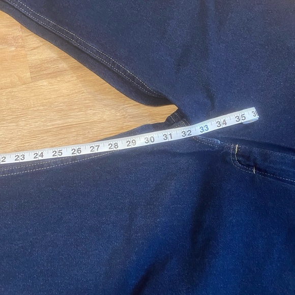 Lee Men’s Regular Fit Straight Leg Jeans - Color Orion - Size 34x32 - NWT - Picture 6 of 7